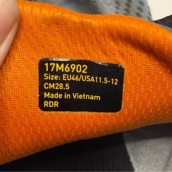 Vibram FiveFingers Trail Gray Runner Shoes 17M6902 Men’s Size 11.5-12 - Picture 10 of 10